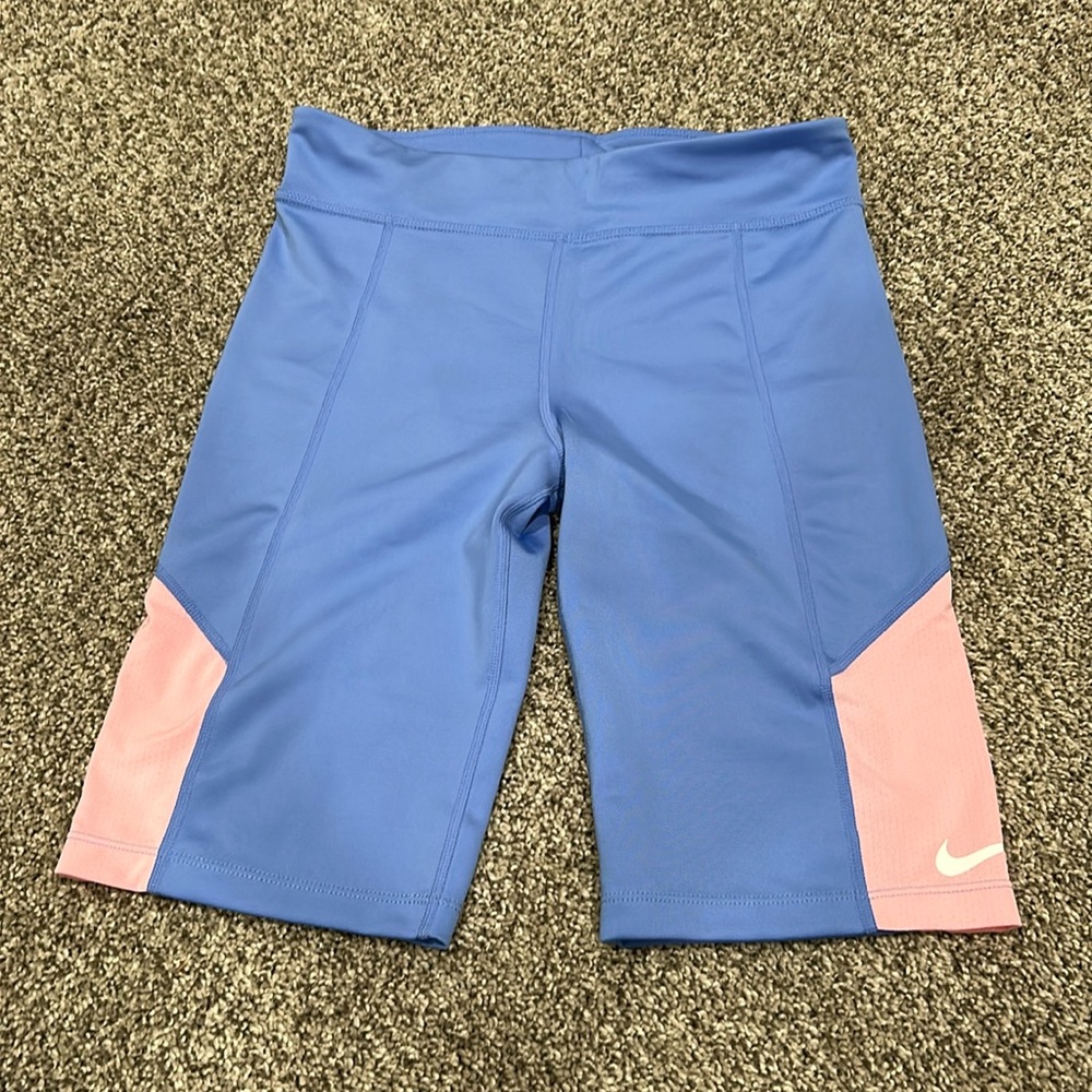 Girls Nike bike shorts